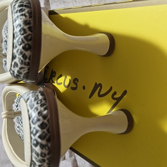 NIB Circus NY Sam Edelman sandals - Picture 3 of 4